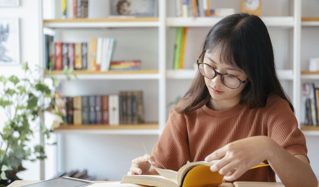 Buku yang Kamu Baca, Cuma Kamu yang Pernah Baca. Seriusan