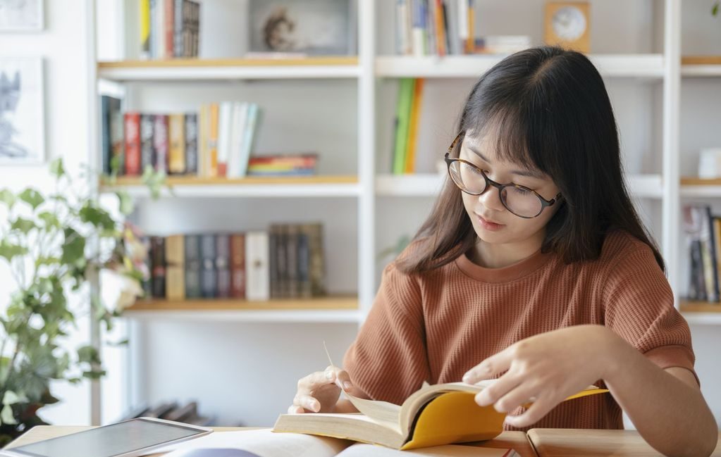 Buku yang Kamu Baca, Cuma Kamu yang Pernah Baca. Seriusan