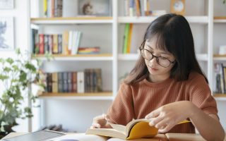 Buku yang Kamu Baca, Cuma Kamu yang Pernah Baca. Seriusan